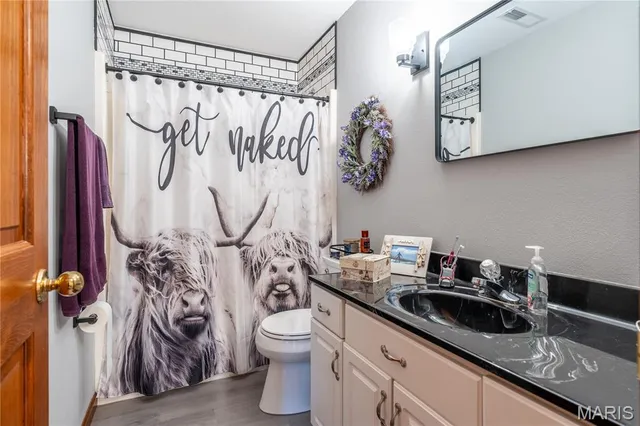 $385,000 | 19 Chelsea Road, Collinsville, IL 62234