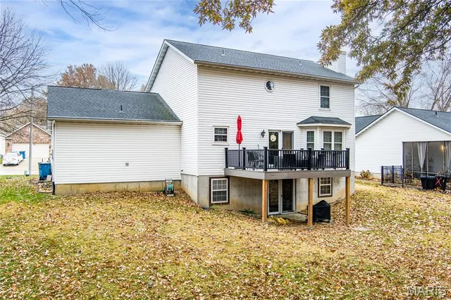 $385,000 | 19 Chelsea Road, Collinsville, IL 62234