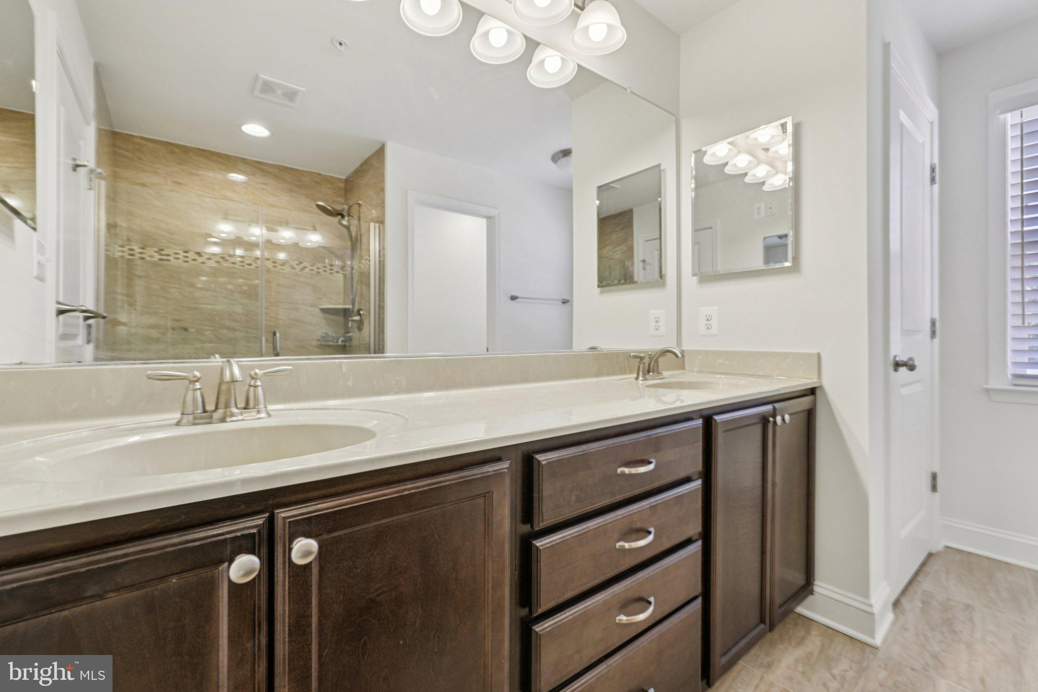 10807 Timber View Way Columbia, MD 21044 - Photo 35 of 72 Double Vanity