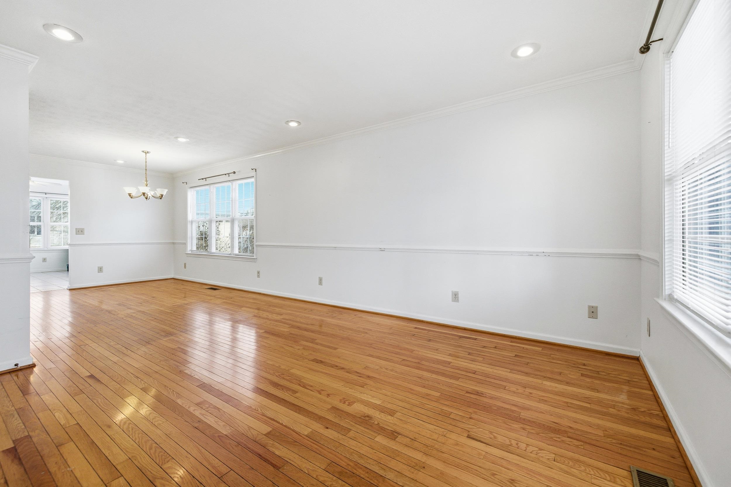 620 Mason Street Dayton, VA 22821 - Photo 6 of 75