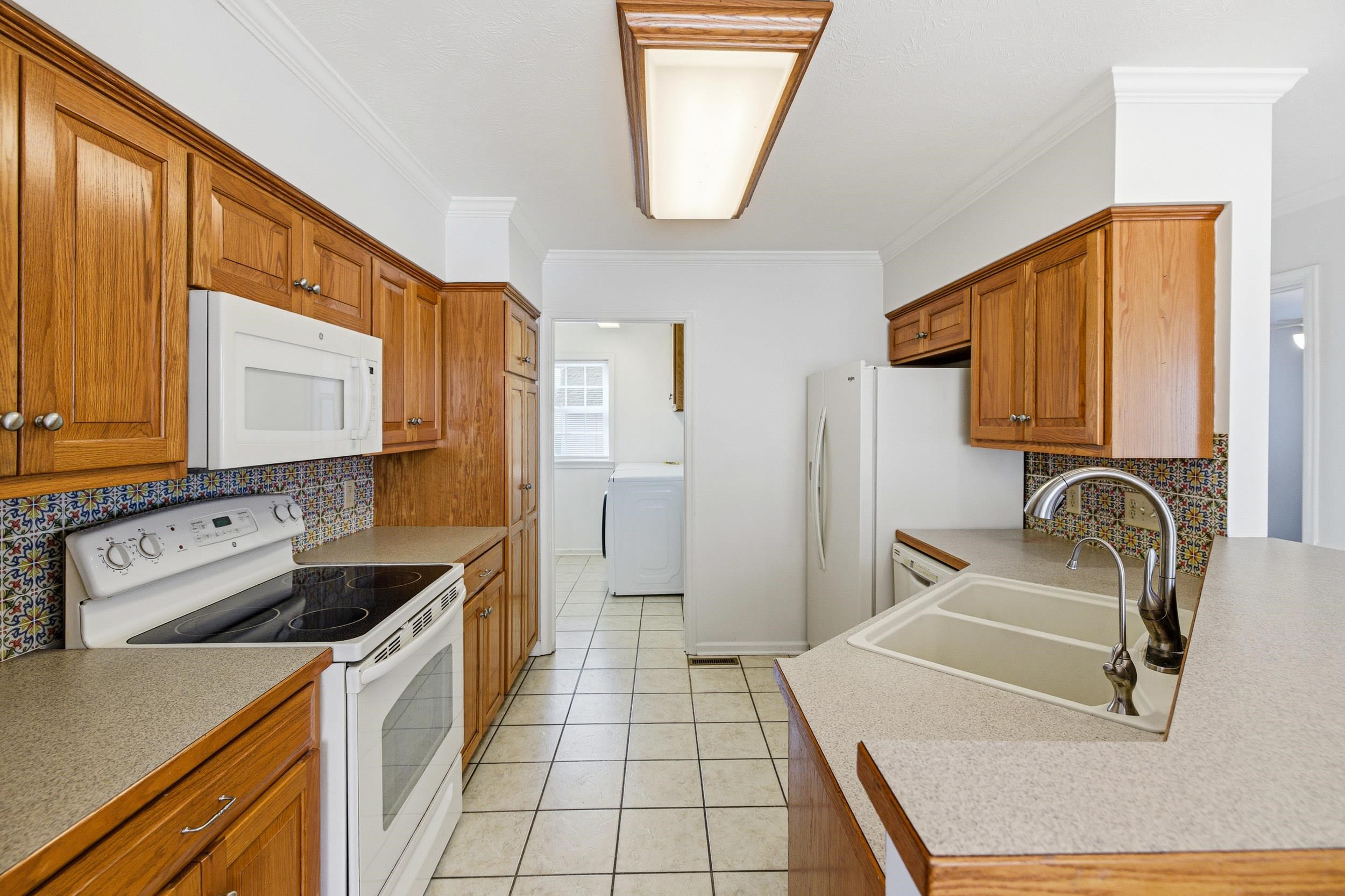 620 Mason Street Dayton, VA 22821 - Photo 8 of 75