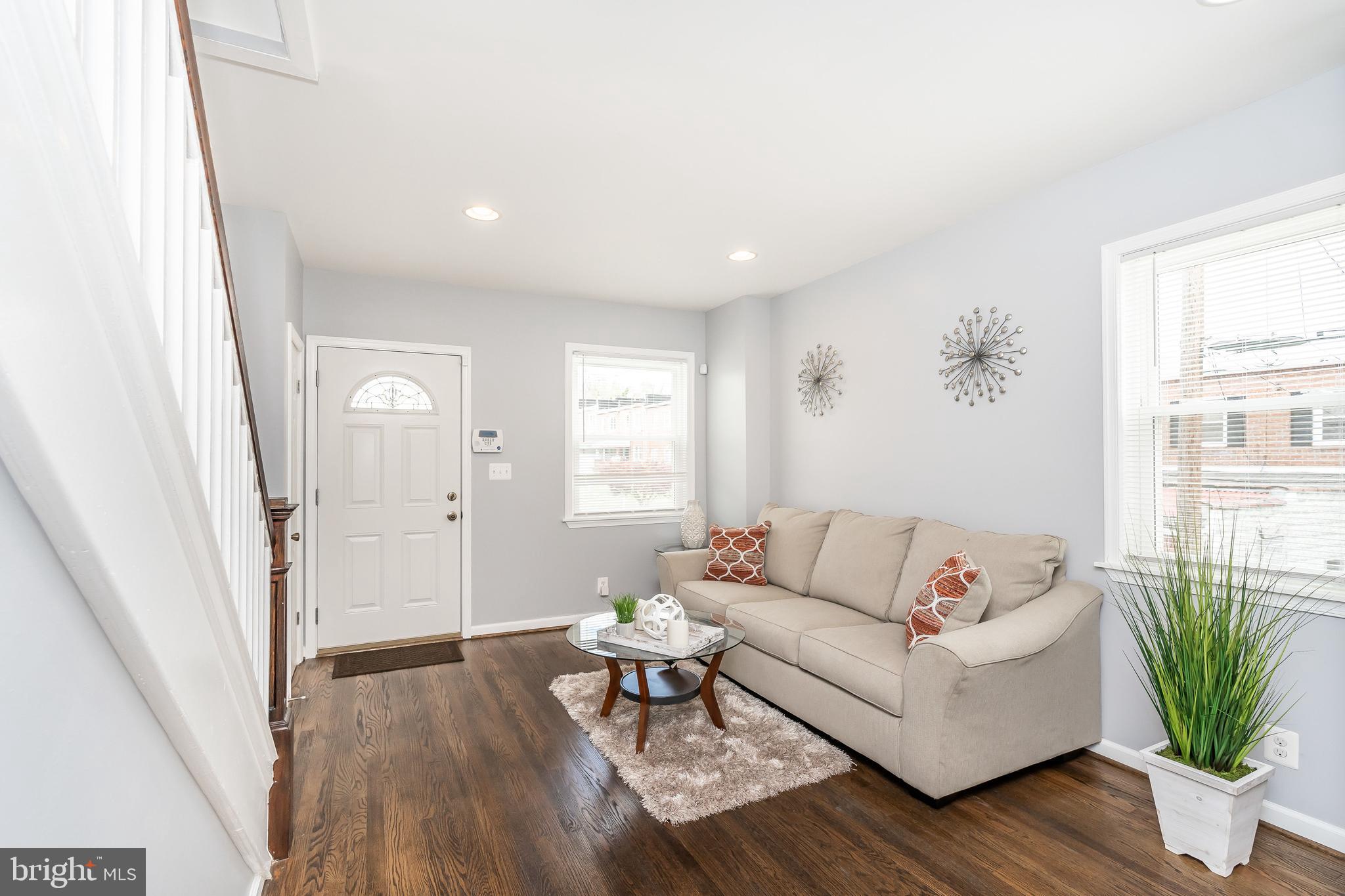 3801 Flowerton Road Baltimore, MD 21229 - Photo 5 of 31 Gallery Image 5