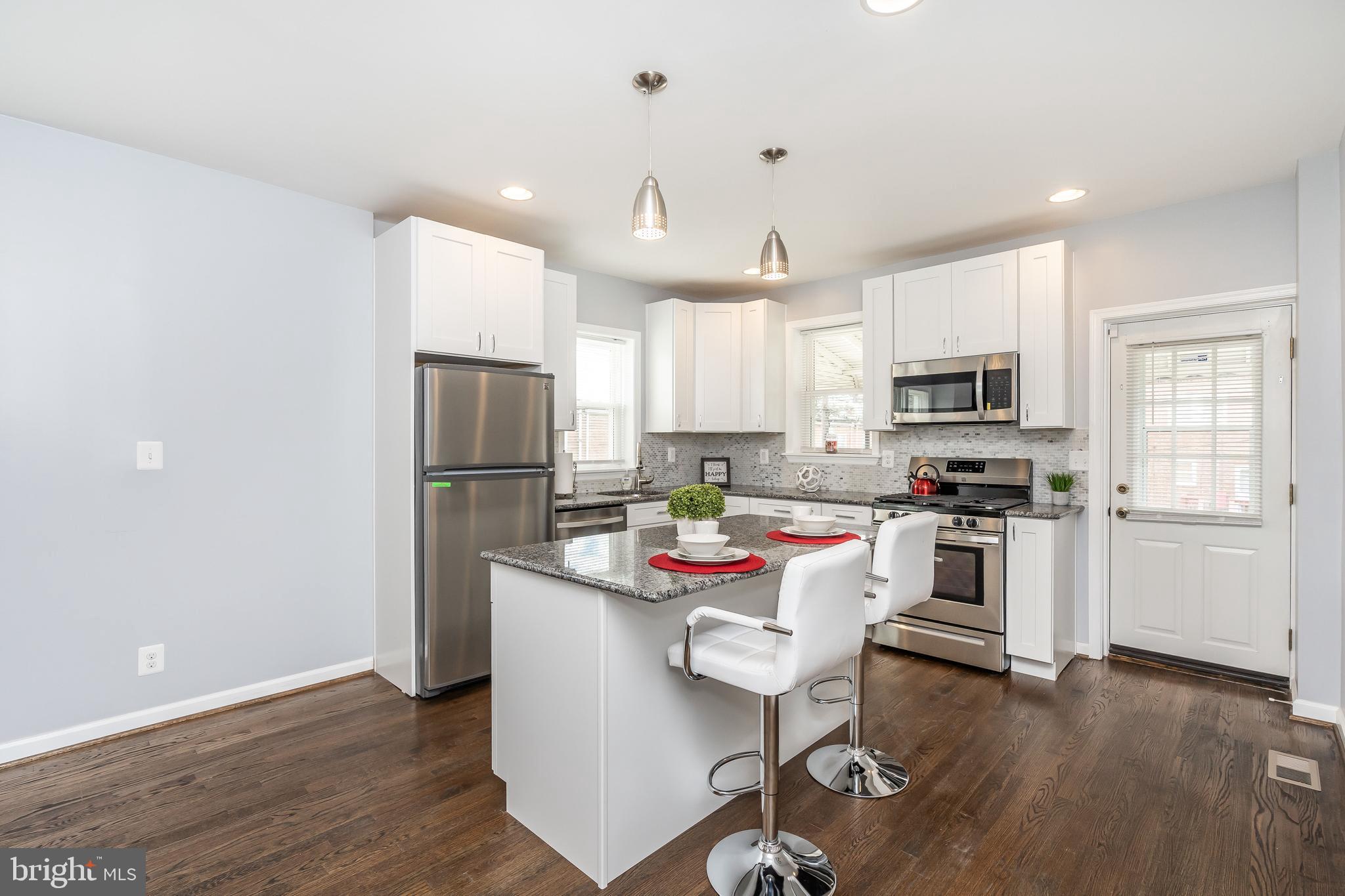 3801 Flowerton Road Baltimore, MD 21229 - Photo 9 of 31 Gallery Image 9