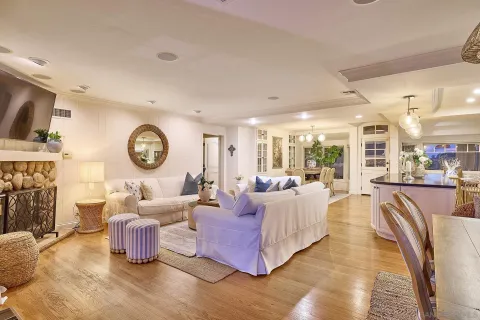 $4,395,000 | 743 Marsolan Avenue, Solana Beach, CA 92075