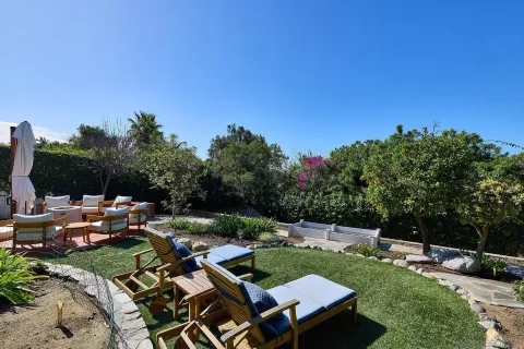 $4,395,000 | 743 Marsolan Avenue, Solana Beach, CA 92075