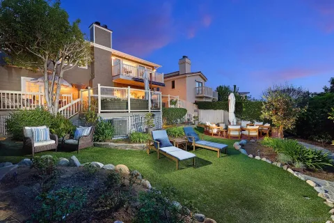 $4,395,000 | 743 Marsolan Avenue, Solana Beach, CA 92075