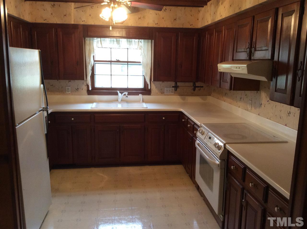 1202 Meadowlark Road Dunn, NC 28334 - Photo 5 of 13 Gallery Image 5