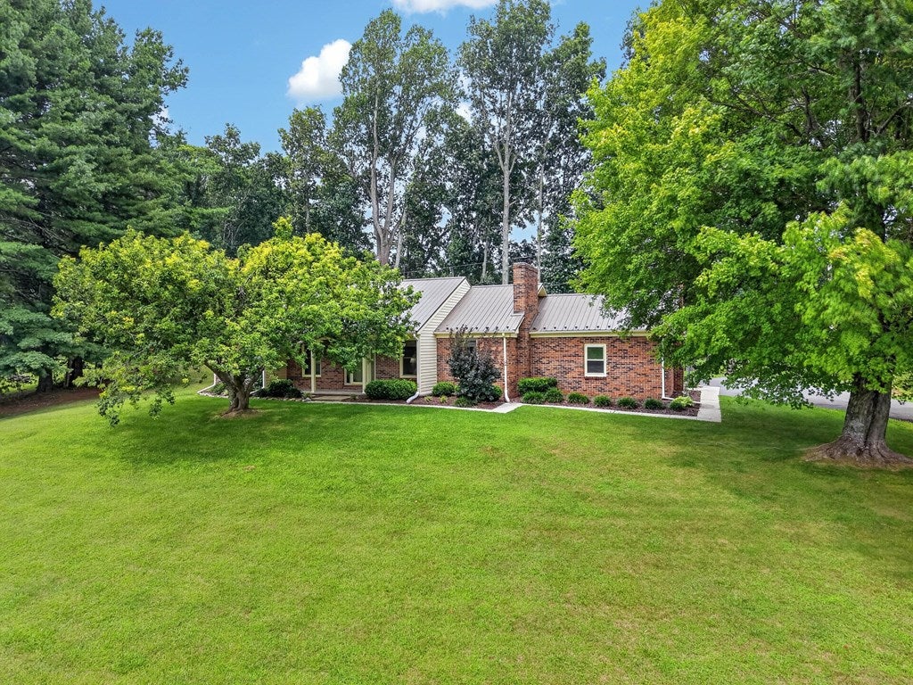 1299 Kinder Valley Road Rural Retreat, VA 24368 - Photo 78 of 82 Gallery Image 78