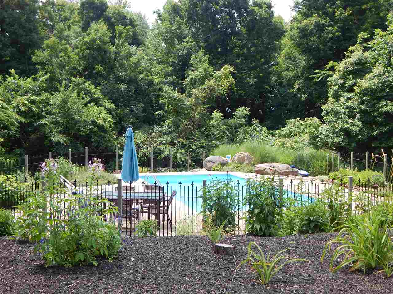 526 North Lowder Road Bloomfield, IN 47424 - Photo 5 of 33