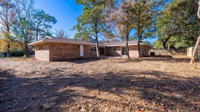 $2,600 | 1 Stafford Circle Northeast, Fort Walton Beach, FL 32547