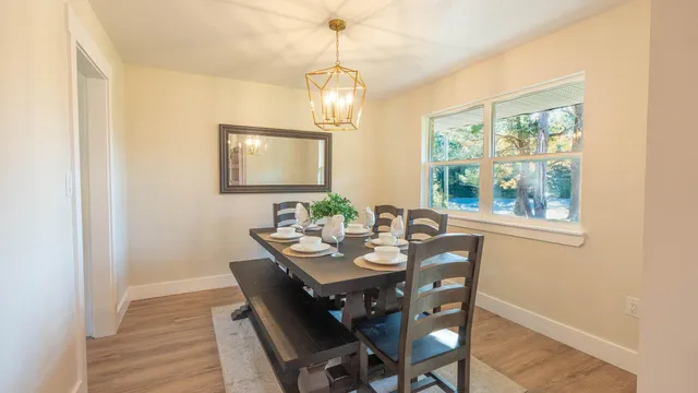 $2,600 | 1 Stafford Circle Northeast, Fort Walton Beach, FL 32547