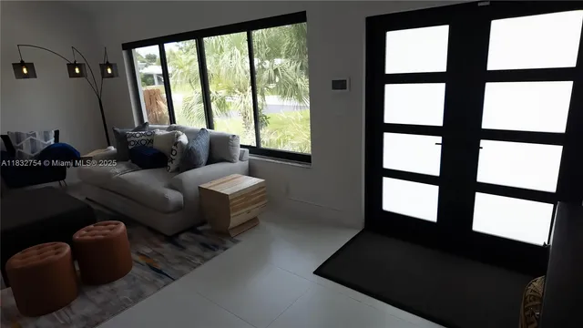 $20,000 | 1240 Northeast 27th Terrace, Pompano Beach, FL 33062