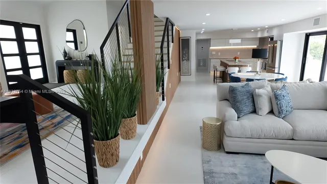 $20,000 | 1240 Northeast 27th Terrace, Pompano Beach, FL 33062