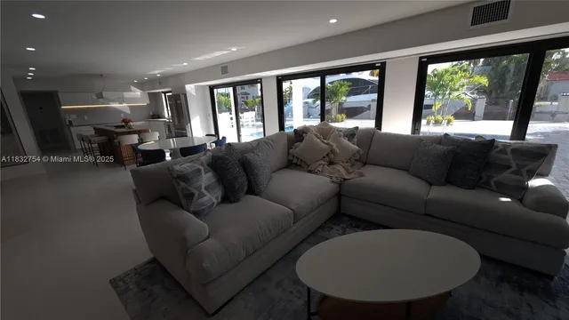 $20,000 | 1240 Northeast 27th Terrace, Pompano Beach, FL 33062