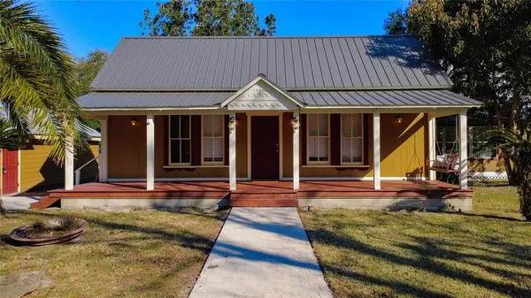 $625,000 | 1148 North Grandview Street, Mount Dora, FL 32757