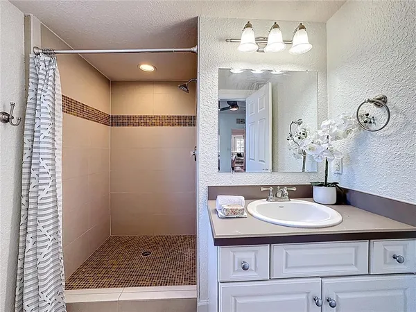 $625,000 | 1148 North Grandview Street, Mount Dora, FL 32757