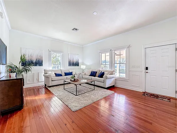 $625,000 | 1148 North Grandview Street, Mount Dora, FL 32757