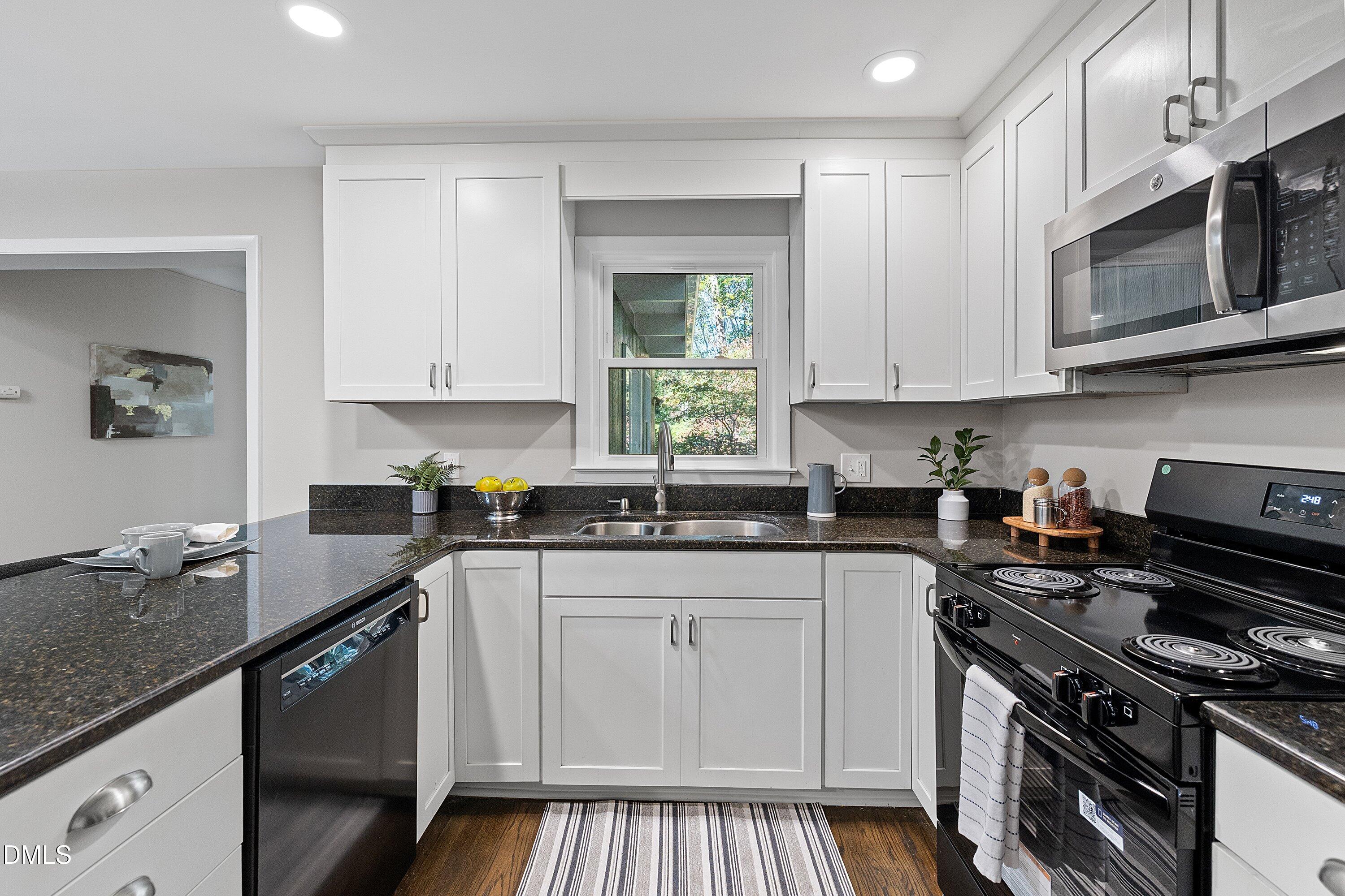 3122 Tanager Street Raleigh, NC 27606 - Photo 17 of 87 15-3122 Tanager_2498
