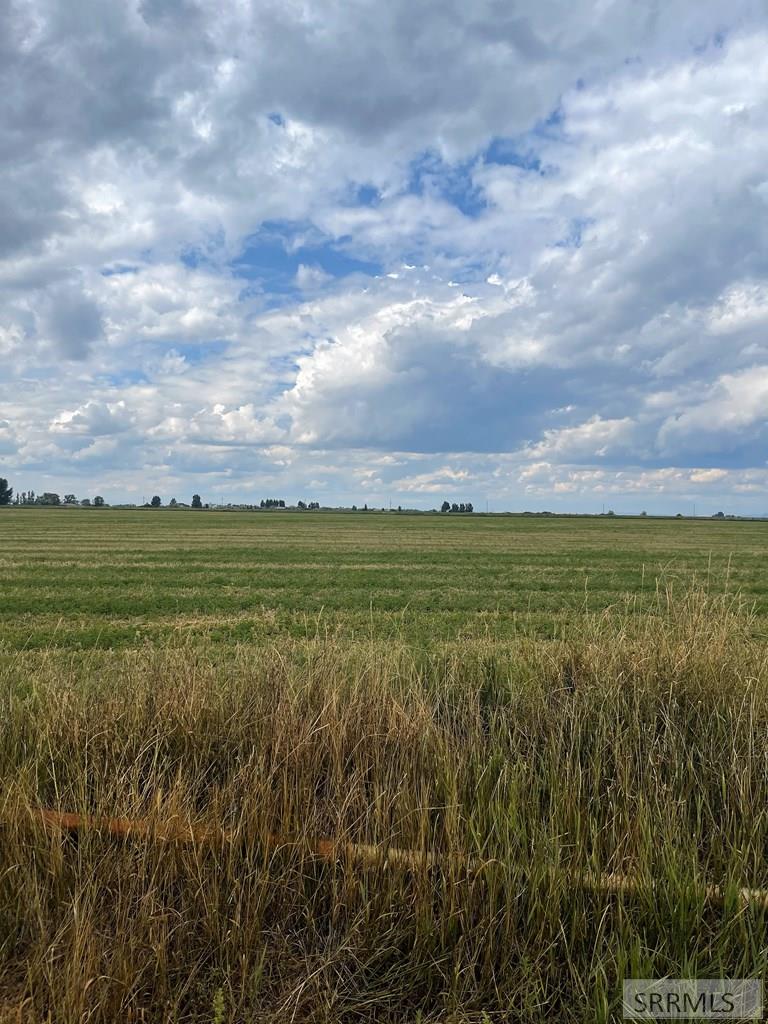 1 East 600 North Menan, ID 83434 - Photo 2 of 19