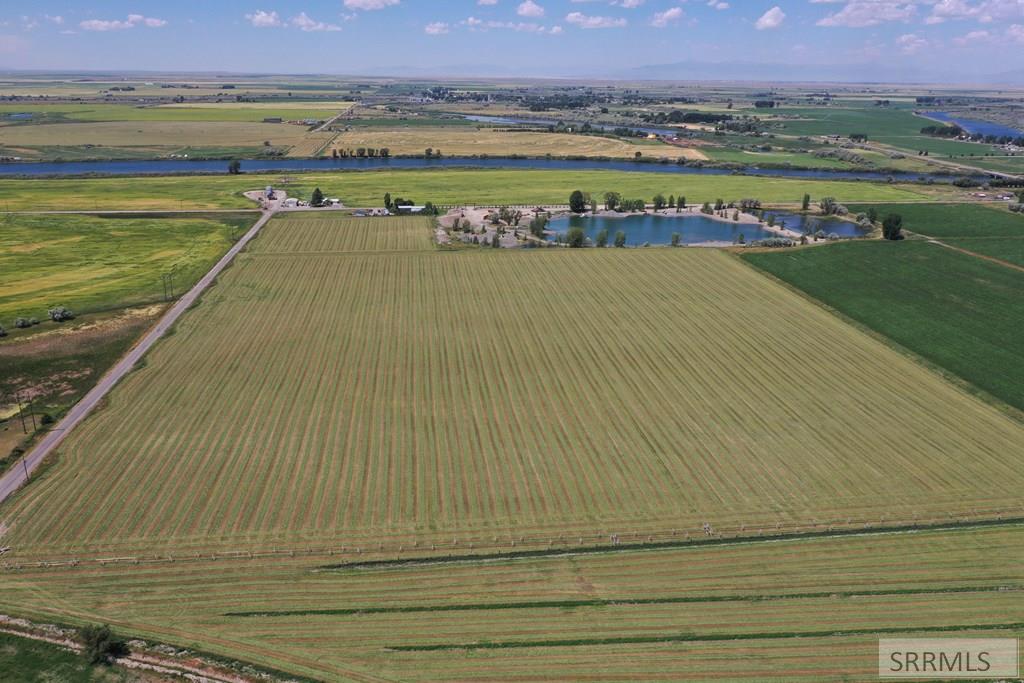 1 East 600 North Menan, ID 83434 - Photo 8 of 19