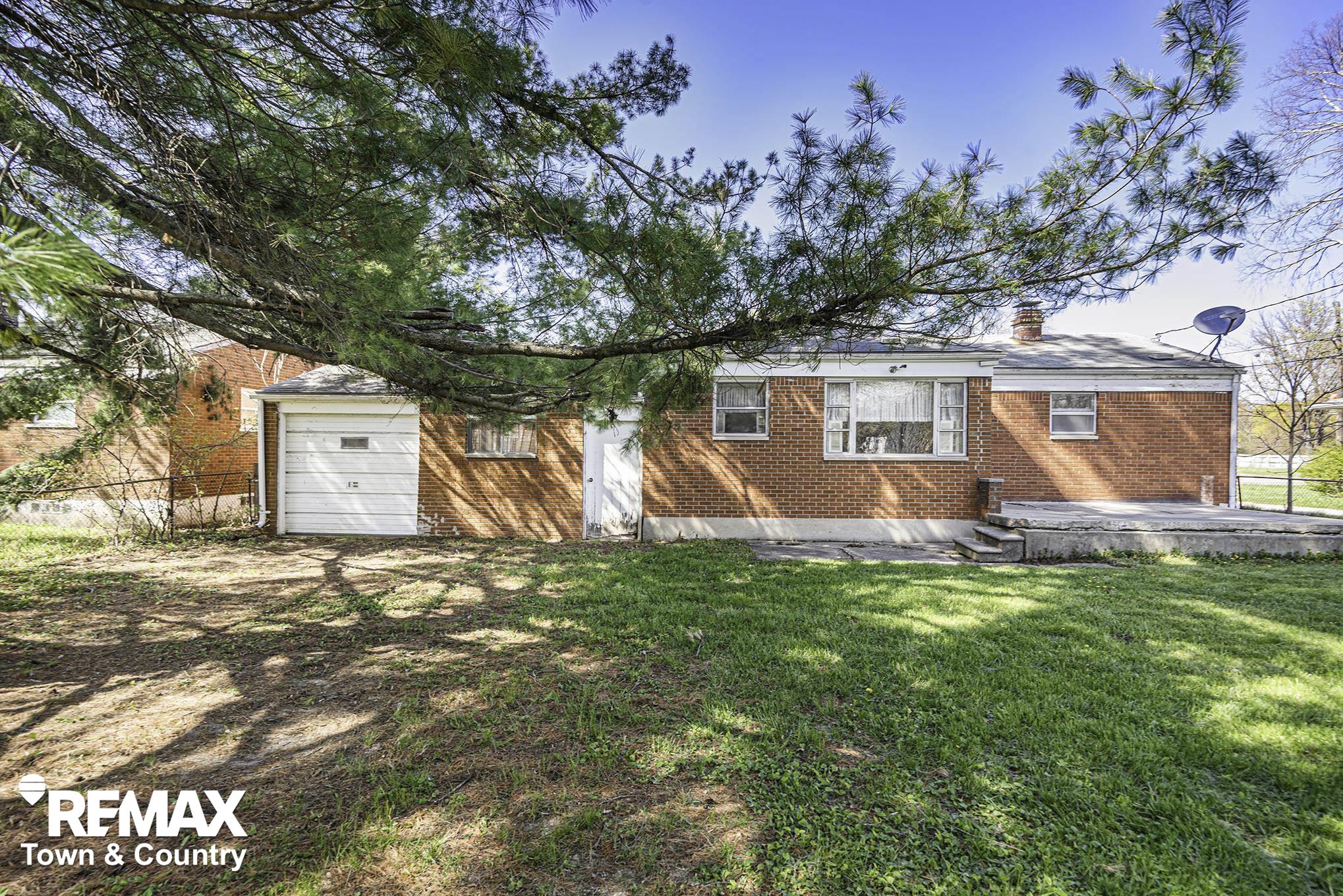 3299 West Pierson Road Flint, MI 48504 - Photo 13 of 14 50107104-12.JPG