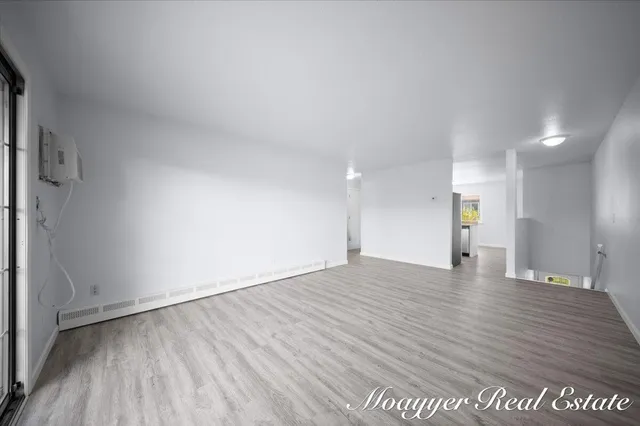 $925,000 | 1051 Abbey Court, Holland, MI 49423