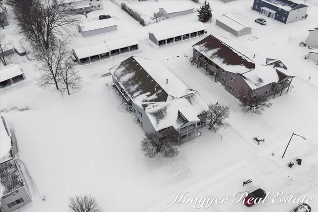 $925,000 | 1051 Abbey Court, Holland, MI 49423