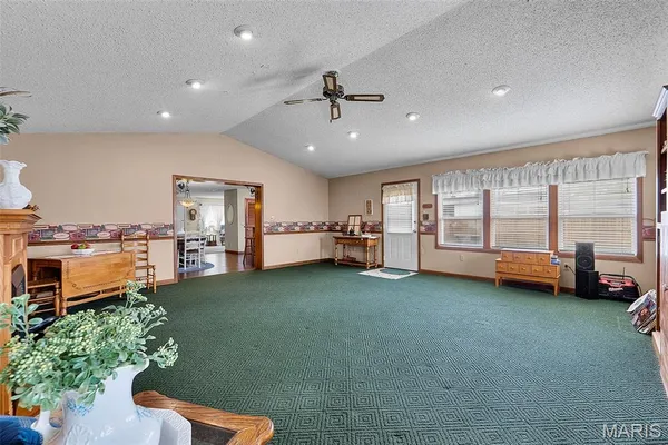 $194,500 | 215 Missouri Avenue, Sikeston, MO 63801
