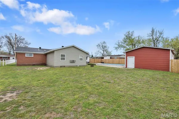 $194,500 | 215 Missouri Avenue, Sikeston, MO 63801