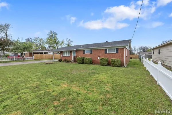 $194,500 | 215 Missouri Avenue, Sikeston, MO 63801