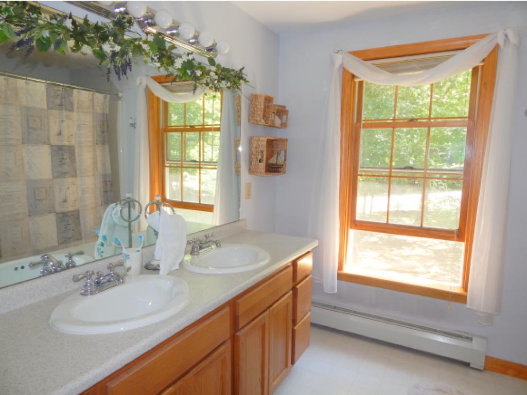 159 Mitchell Road Nottingham, NH 03290 - Photo 21 of 36