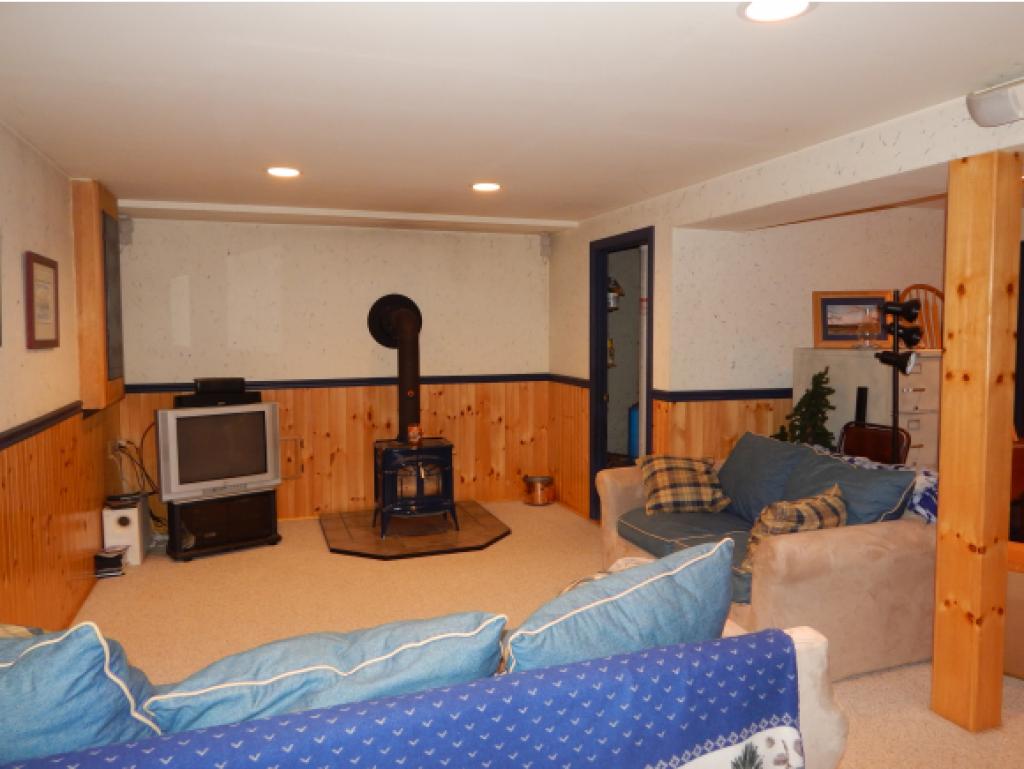 159 Mitchell Road Nottingham, NH 03290 - Photo 34 of 36