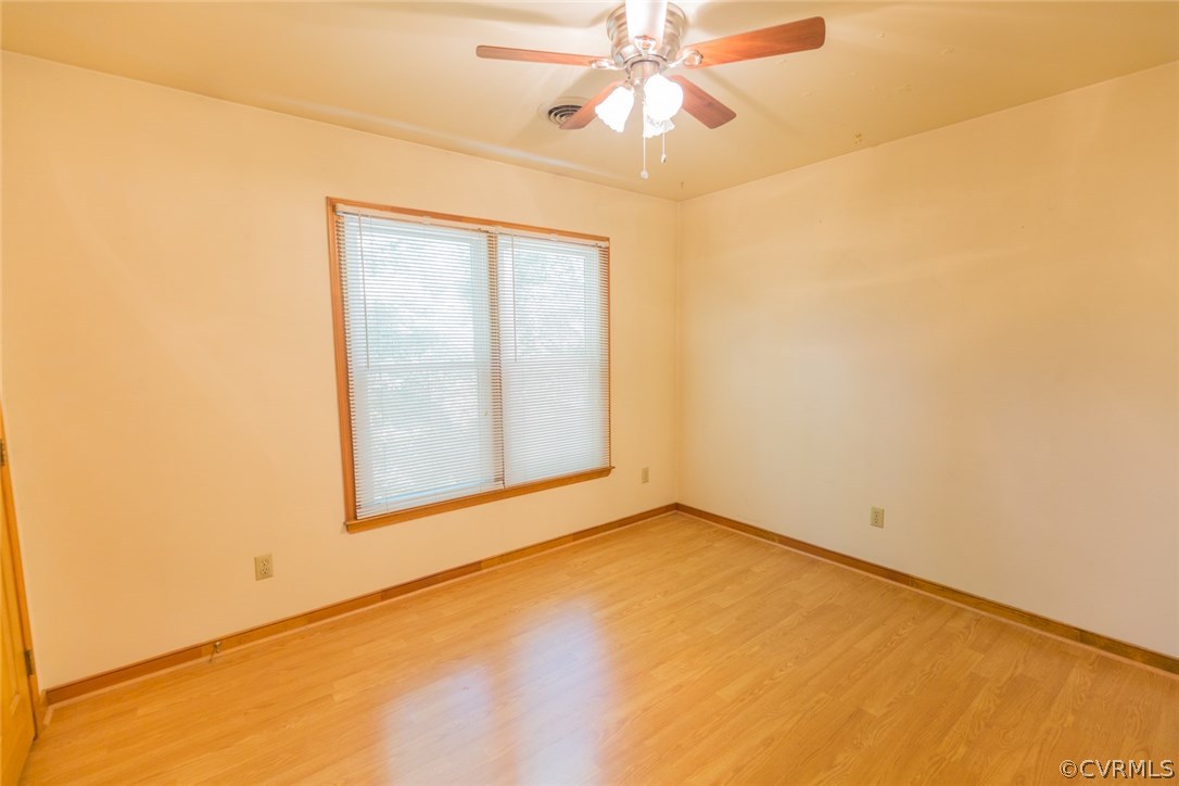 6202 Husting Road Chesterfield, VA 23832 - Photo 22 of 50 an empty room with a window