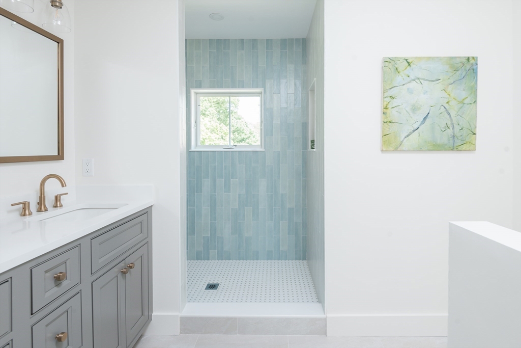 29 Berkeley Street Arlington, MA 02474 - Photo 23 of 42