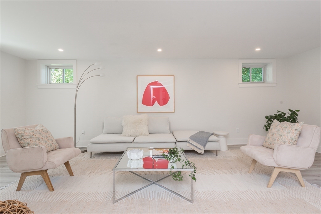 29 Berkeley Street Arlington, MA 02474 - Photo 34 of 42