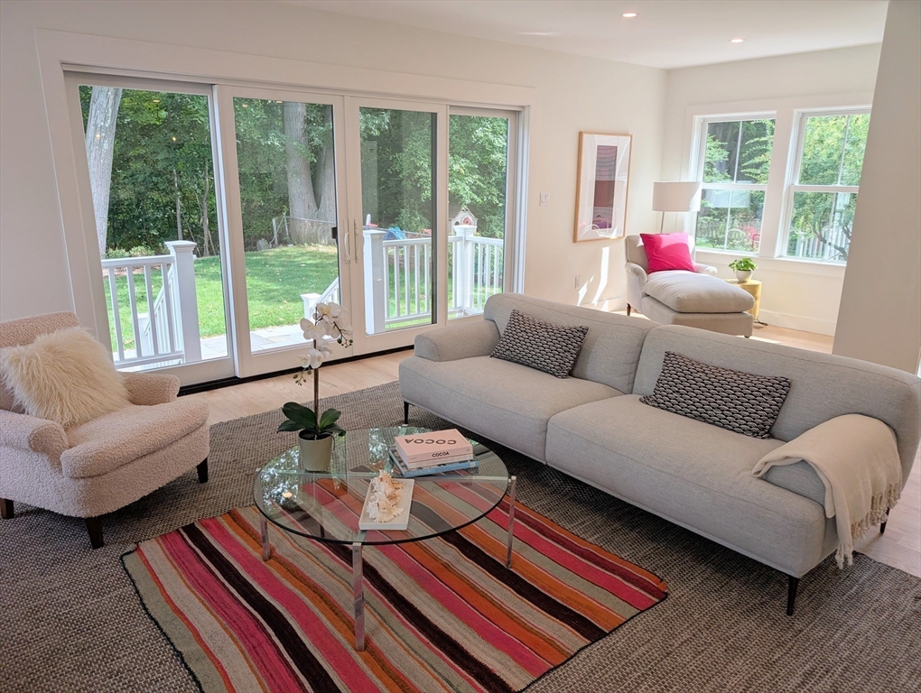 29 Berkeley Street Arlington, MA 02474 - Photo 4 of 42