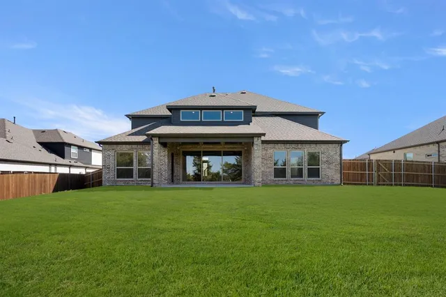 $751,803 | 609 South Hidden Lks Drive, DeSoto, TX 75115