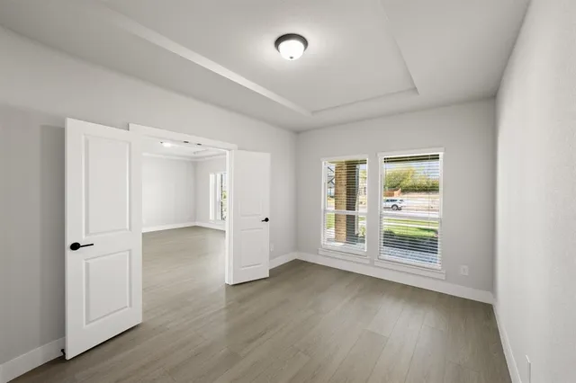 $751,803 | 609 South Hidden Lks Drive, DeSoto, TX 75115