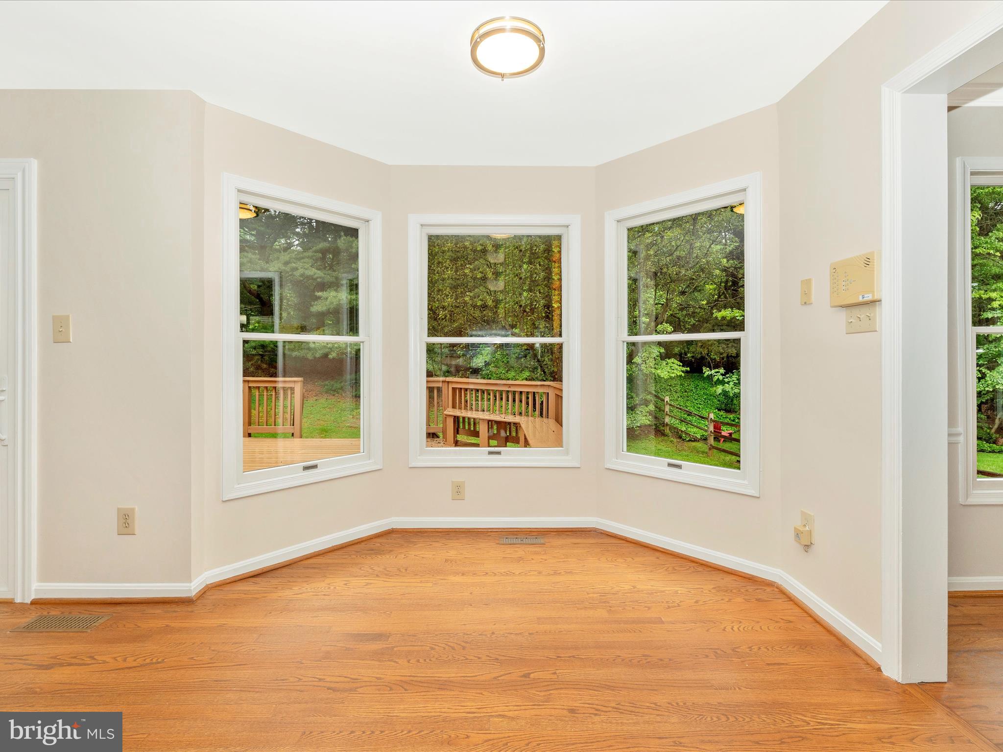 18908 Falling Star Road Germantown, MD 20874 - Photo 18 of 70 Breakfast Nook