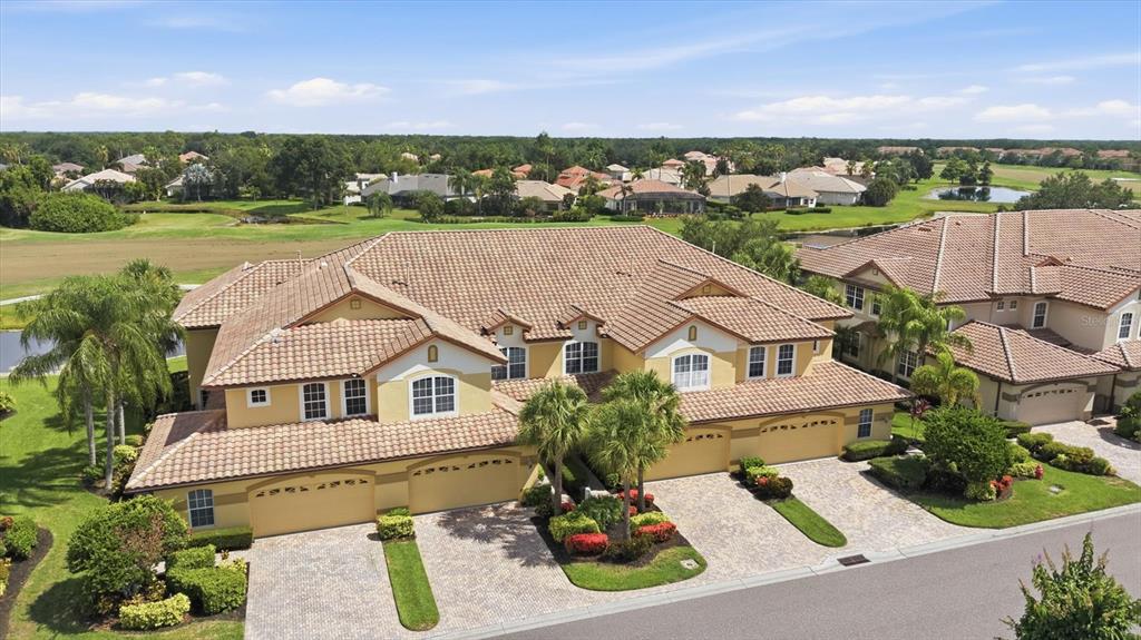8434 Miramar Way Lakewood Ranch, FL 34202 - Photo 3 of 35