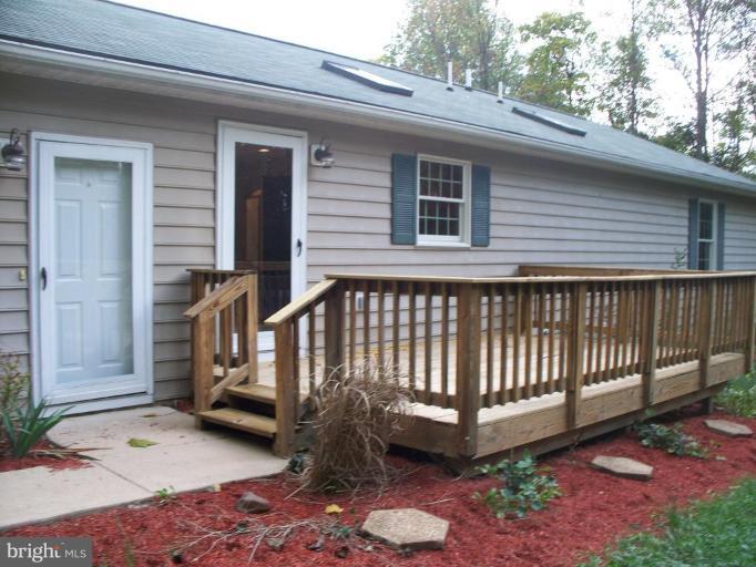 94 Canal Road Falling Waters, WV 25419 - Photo 25 of 29 Deck