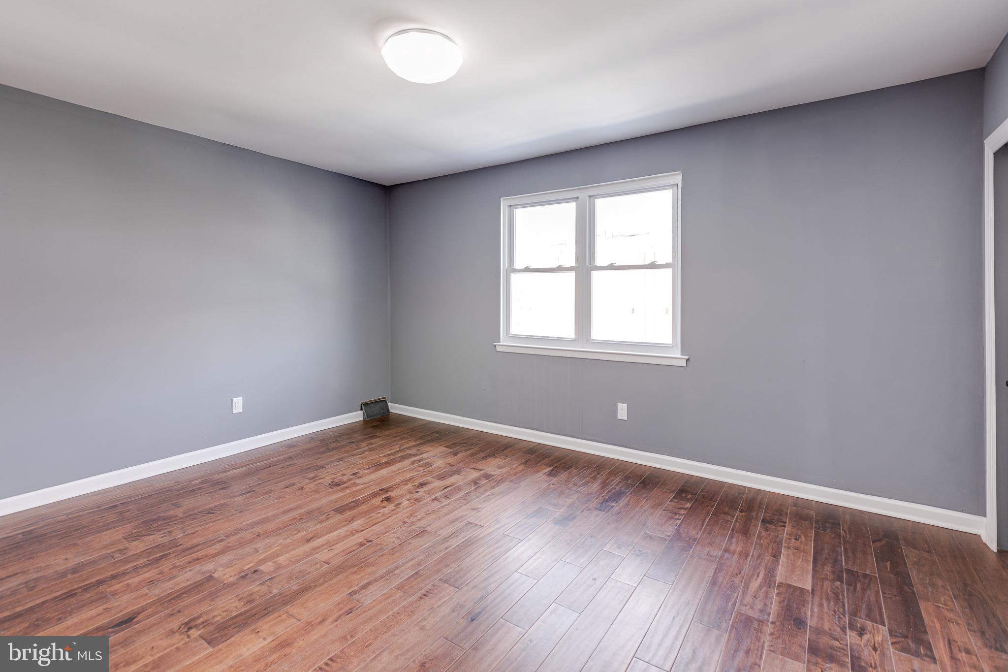 10716 Philcrest Road Philadelphia, PA 19154 - Photo 14 of 38 Gallery Image 14