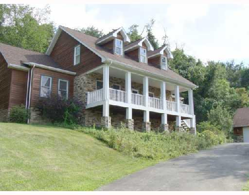 14 Cooper Road Venetia, PA 15367 - Photo 2 of 18 Exterior Front.