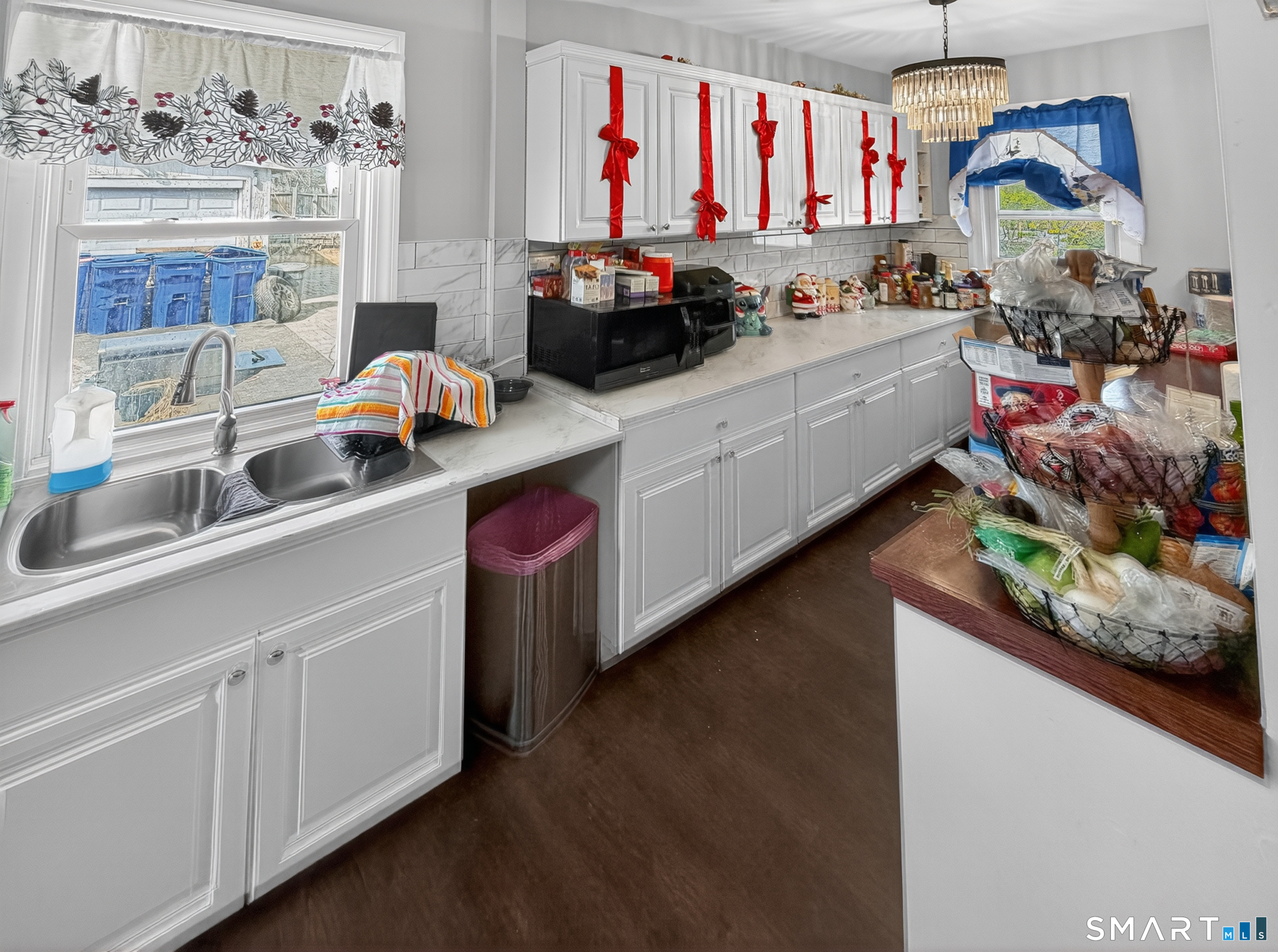 36 Marion Avenue Waterbury, CT 06708 - Photo 4 of 16