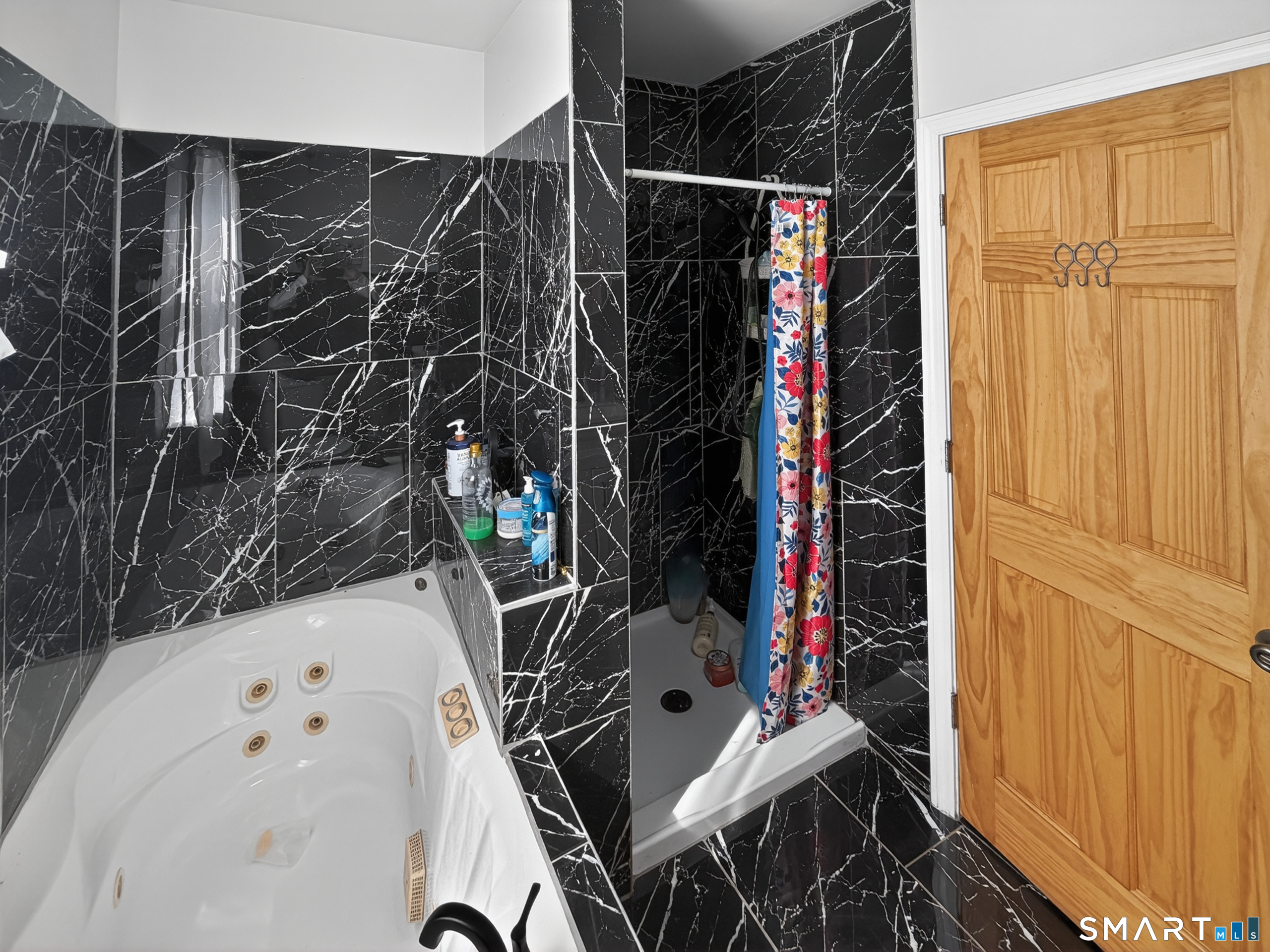 36 Marion Avenue Waterbury, CT 06708 - Photo 7 of 16