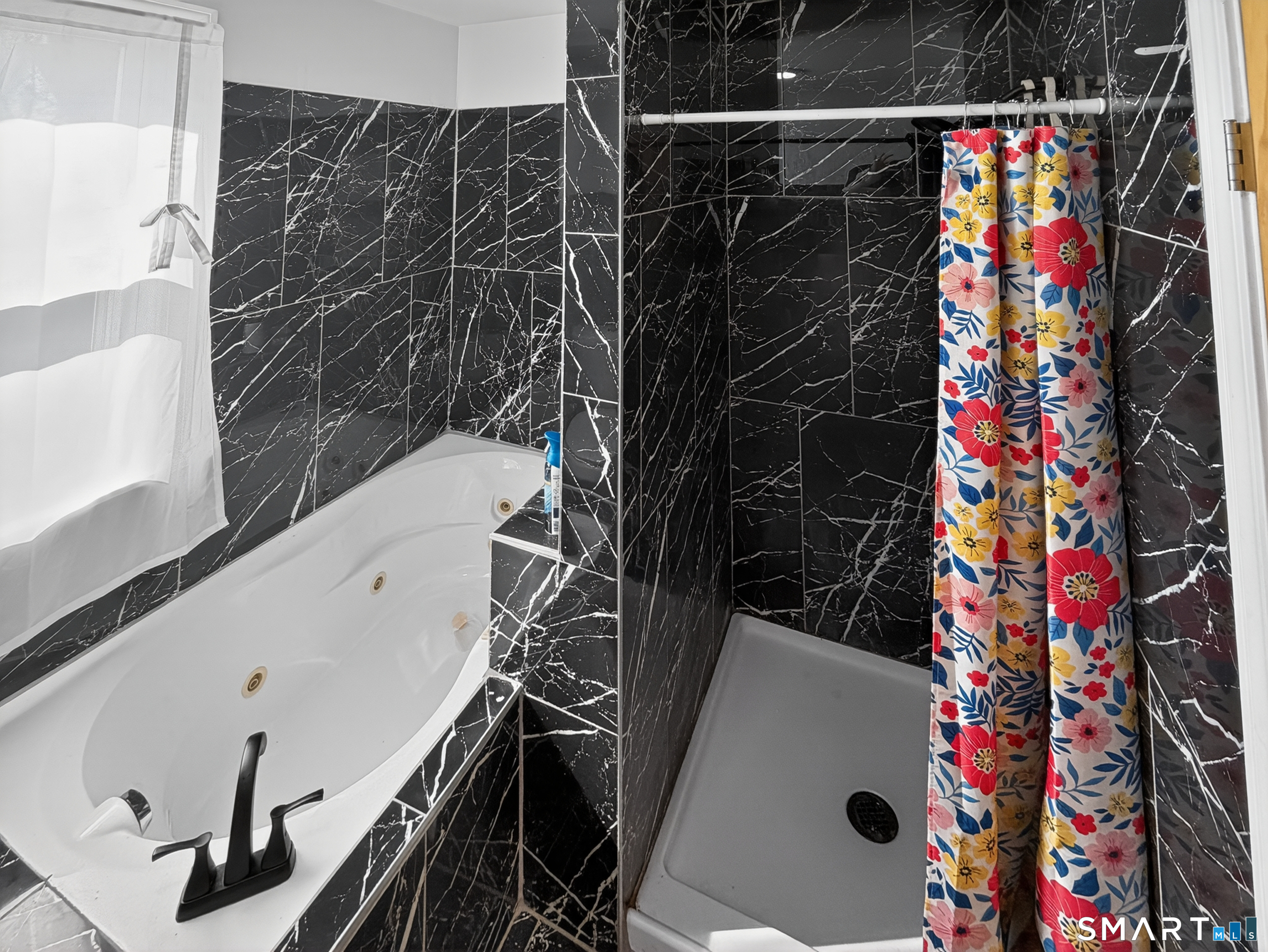 36 Marion Avenue Waterbury, CT 06708 - Photo 8 of 16