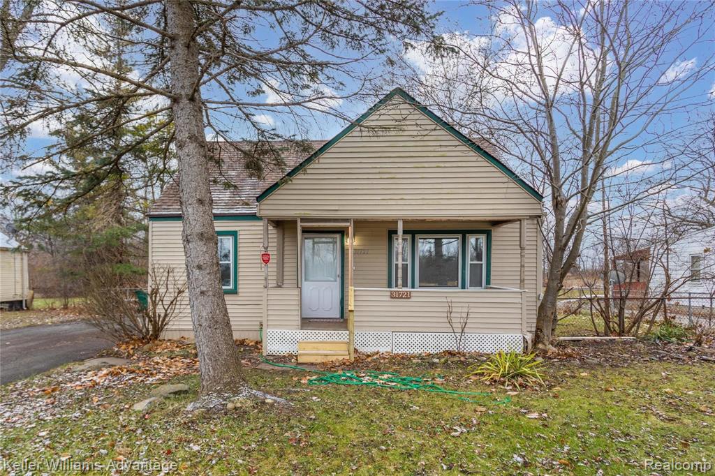 31721 Ecorse Road Romulus, MI 48174 - Photo 1 of 25