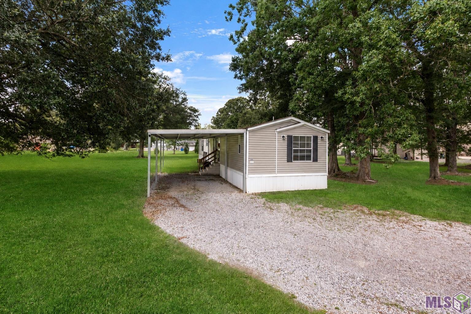 17595 Joe Sevario Road Prairieville, LA 70769 - Photo 1 of 18 Gallery Image 1