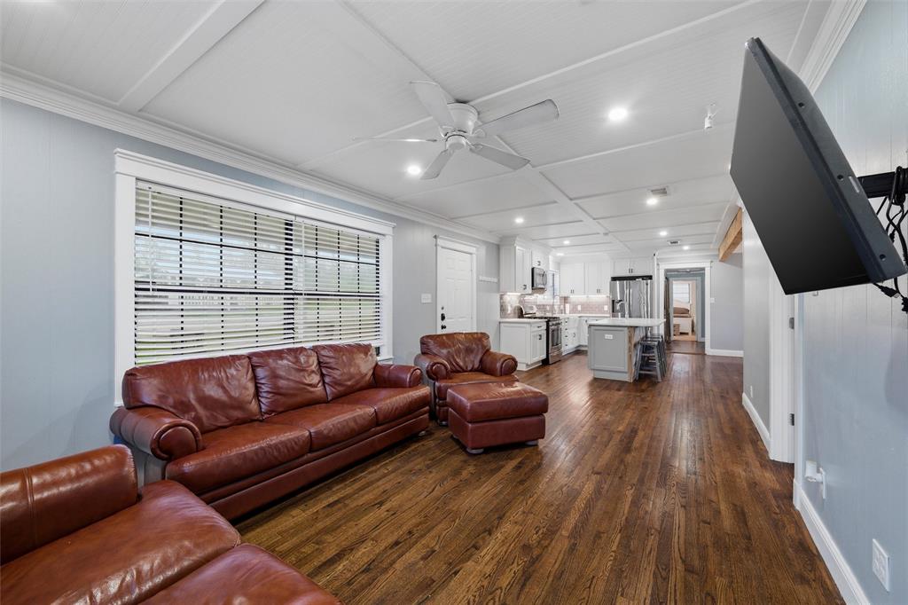 308 Carroll Street Aledo, TX 76008 - Photo 5 of 29