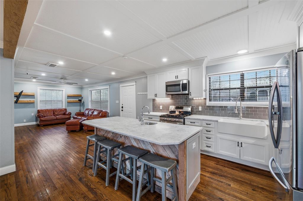 308 Carroll Street Aledo, TX 76008 - Photo 7 of 29